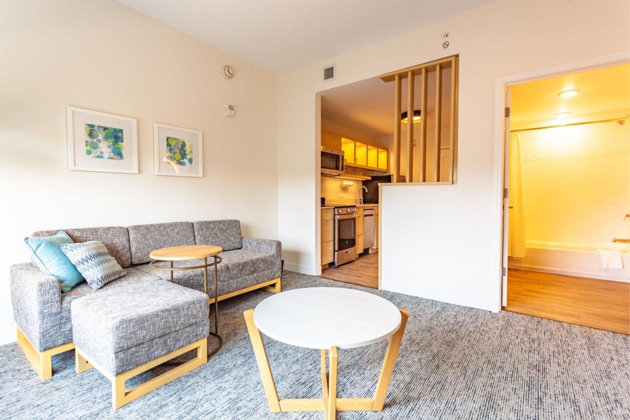 Towneplace Suites By Marriott Raleigh - University Area Extérieur photo