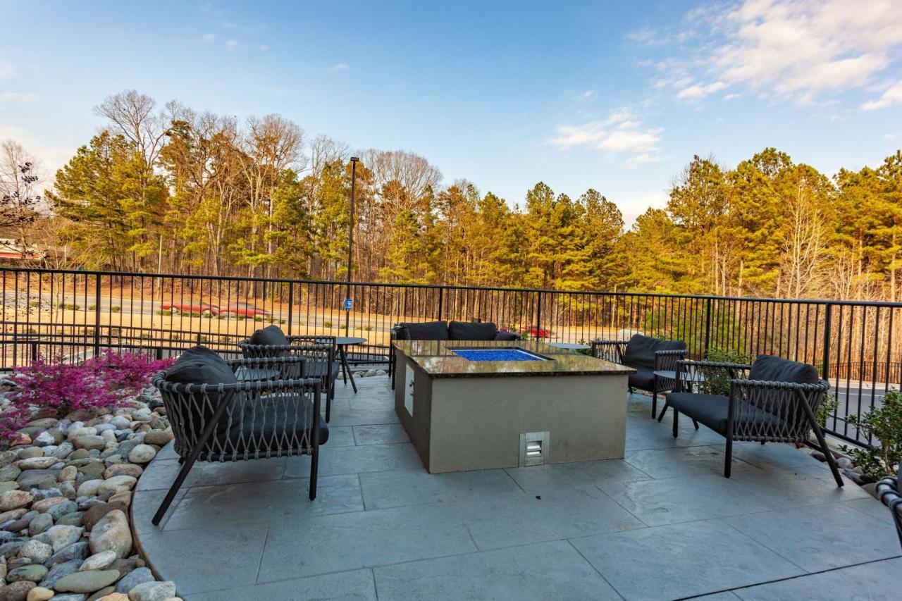 Towneplace Suites By Marriott Raleigh - University Area Extérieur photo